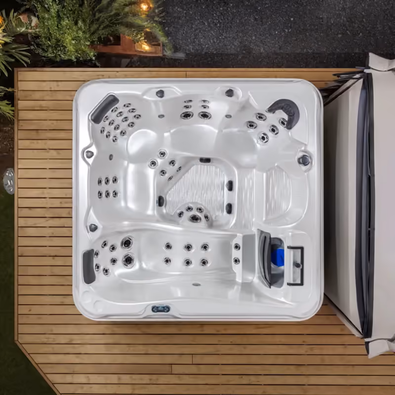 Waikiki 7-Person Hot Tub